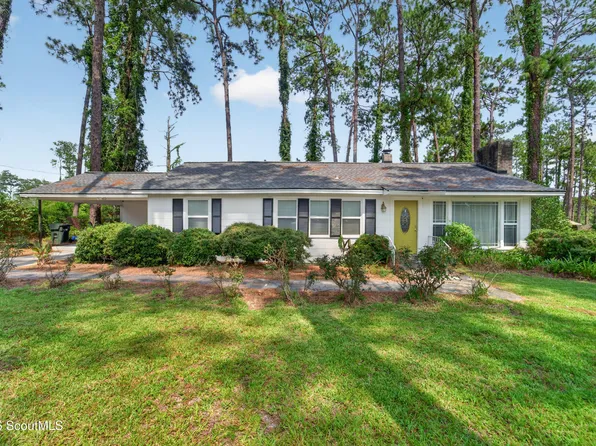 1508 Saint Catherine Dr, Waycross, GA 31501
