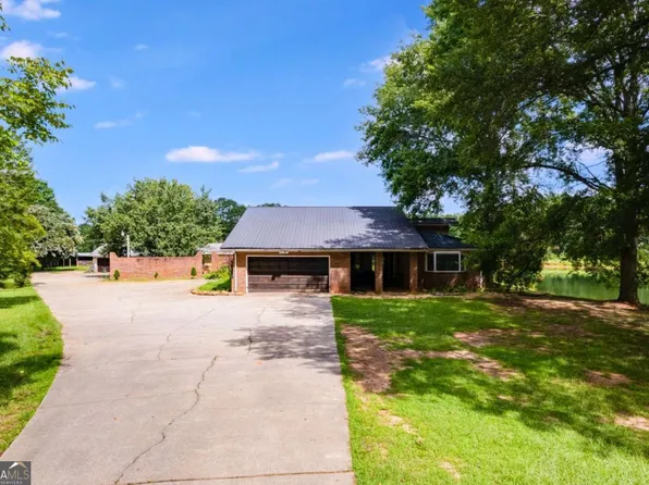 2440 Oak Grove Church Rd, Carrollton, GA 30117