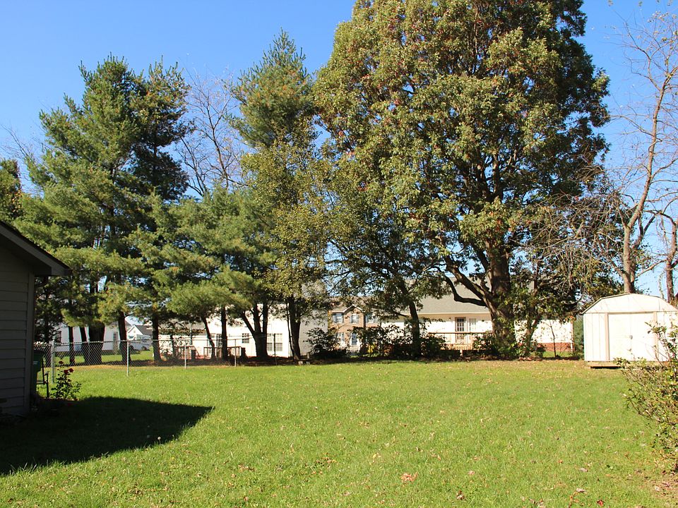 1st image of 155 Gibson Dr