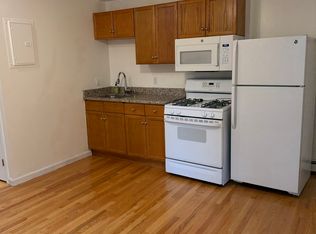 84 Hampshire St #1, Cambridge, MA 02139