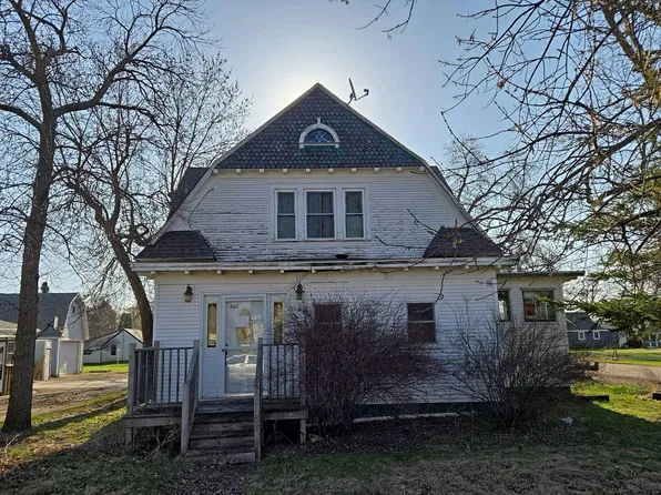 400 Washington Ave, Villard, MN 56385