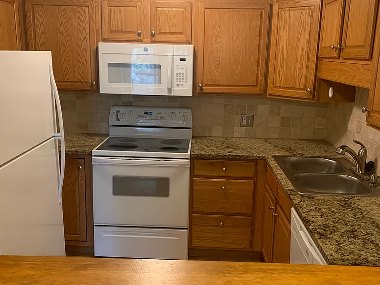 3022 S Wheeling Way #404 — Photo 6