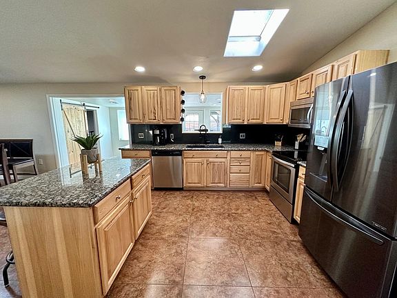 2nd image of 7621 N Lundberg Dr