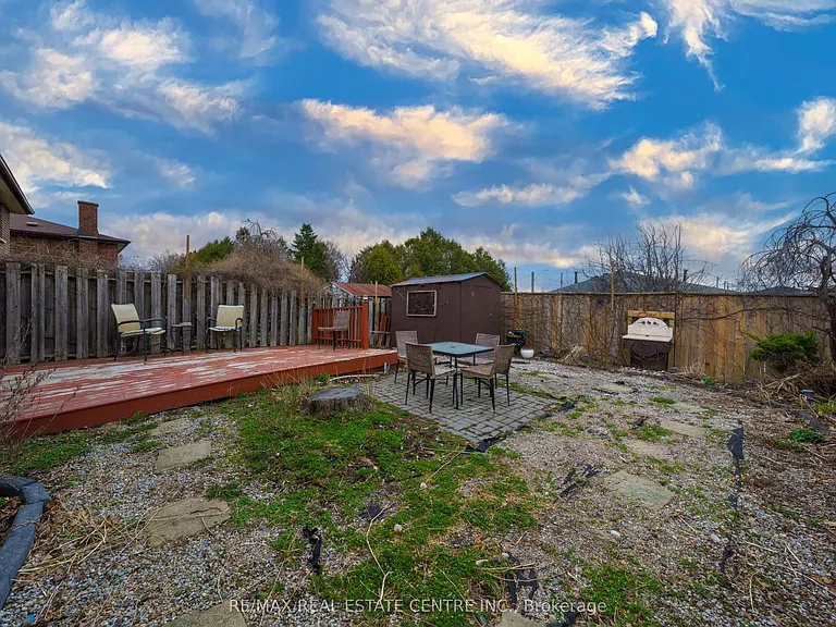 23 Taymall St — Photo 24
