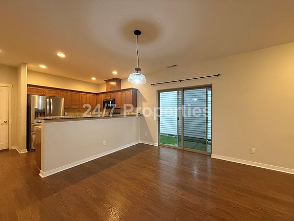 4th image of 10991 SW Stockholm Dr