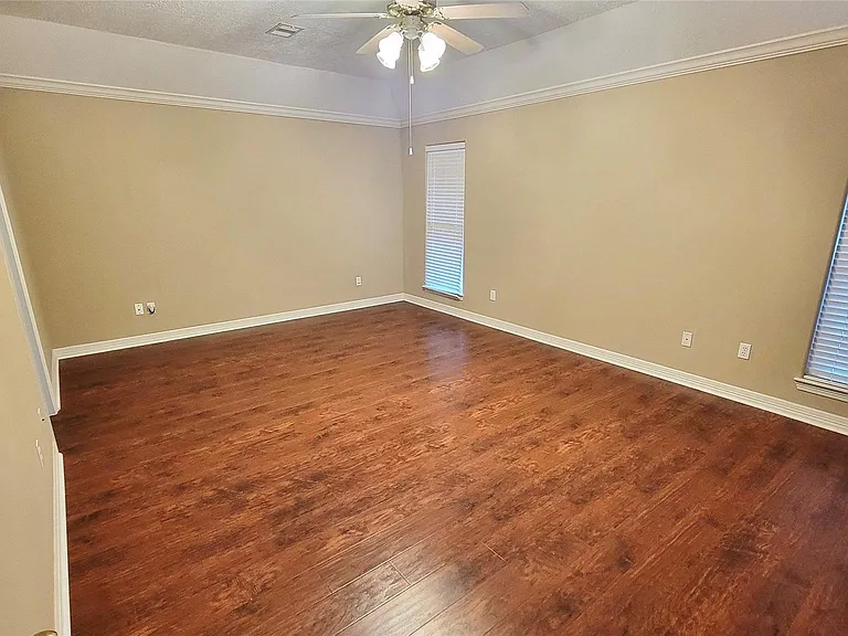 3702 Mystic Cir — Photo 17