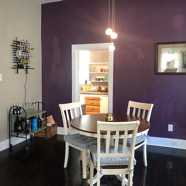 1st image of 464 N Tuttle Ct