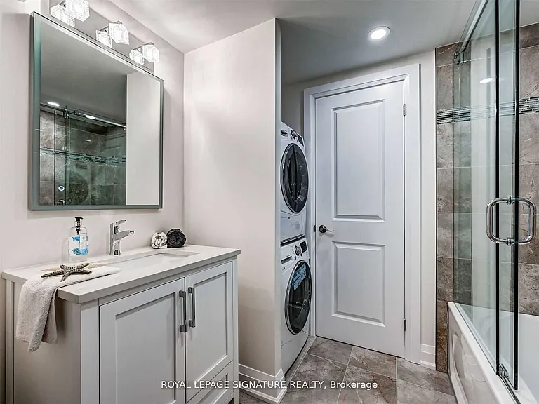 771 Wesley St — Photo 16