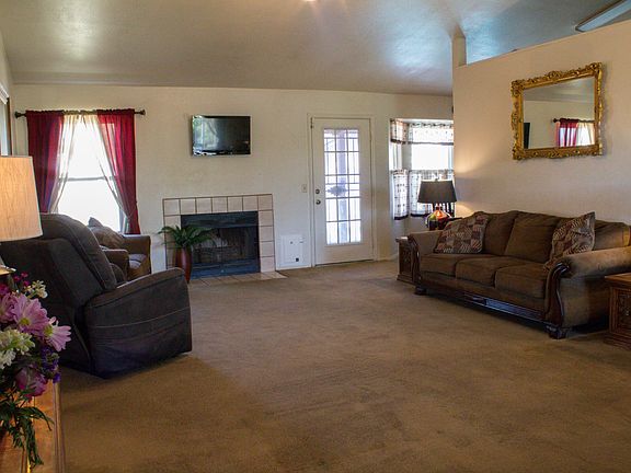 5th image of 7950 W Tuckey Ln