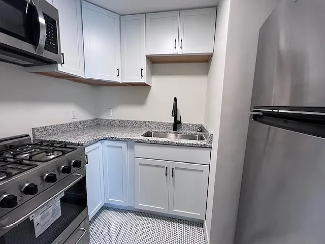 105 W Dutton St #A — Photo 9