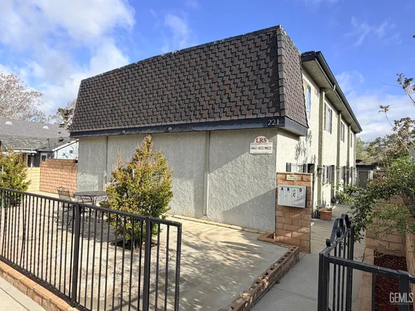 221 E East St, Tehachapi, CA 93561
