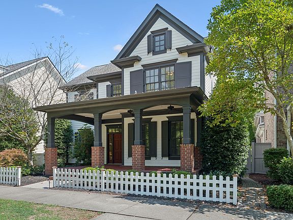 3rd image of 1184 Westhaven Blvd