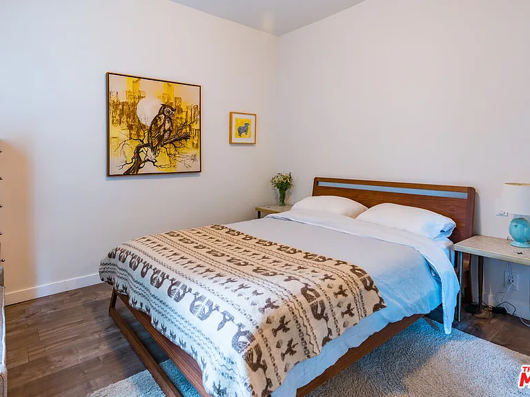 1460 Yosemite Dr — Photo 11