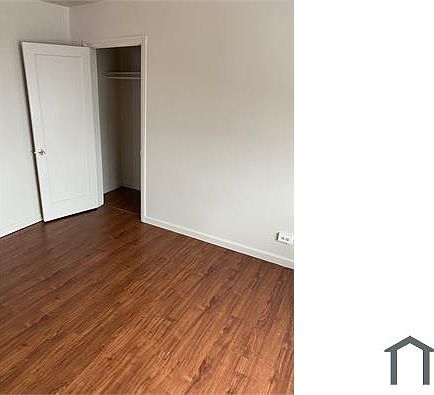 5th image of 1721 Oakdale Ave APT C