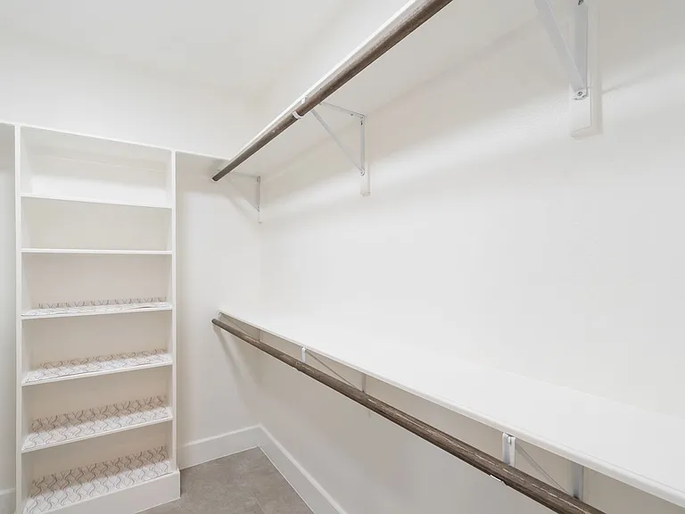 105 Noahy Dr — Photo 14