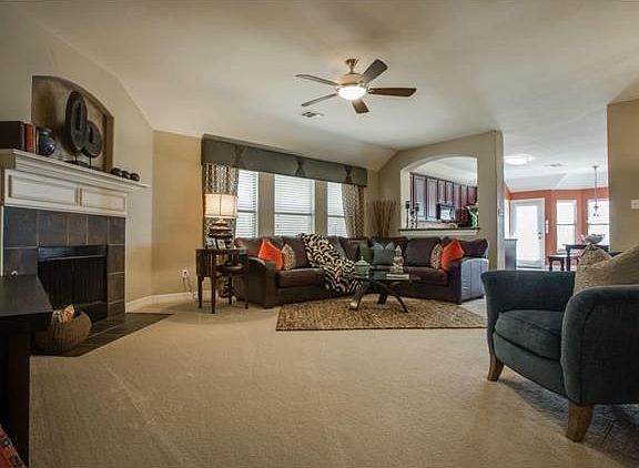 3rd image of 4505 Worchester Ln