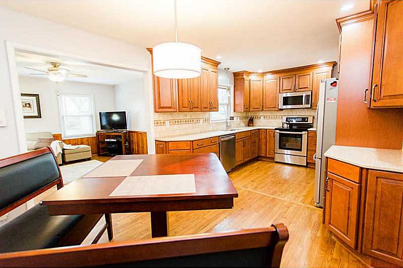 1st image of 16 Sylvia Ln