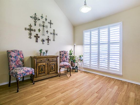 5th image of 3108 Boxwood Ln