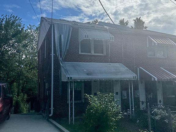 3rd image of 3474 23rd St SE