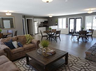 8848 Goodrich Rd #3-113, Minneapolis, MN 55437