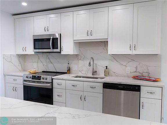3rd image of 3300 N Palm Aire Dr APT 101