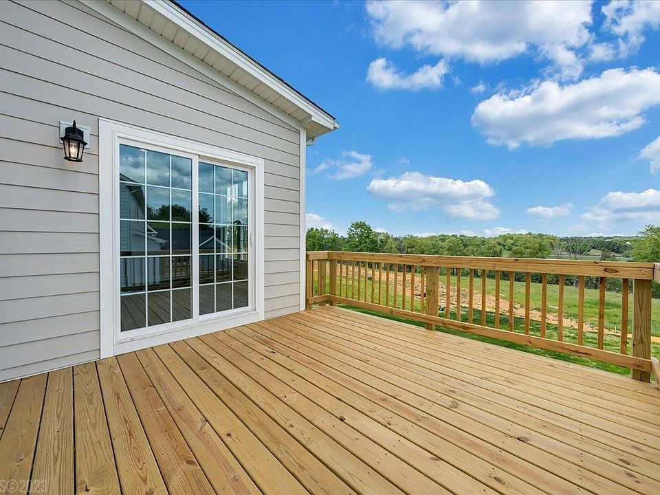 1100 Round Meadow Dr, Christiansburg, VA 24073 Zillow