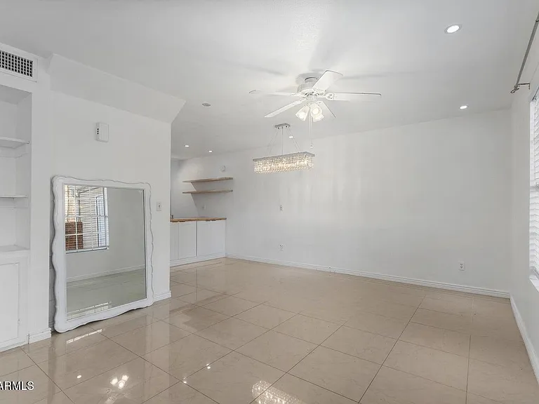 625 S Westwood St #194 — Photo 6