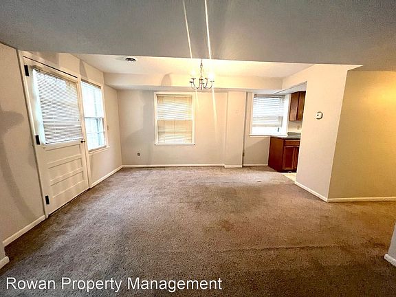 5th image of 5037 1/2 Grand Ave