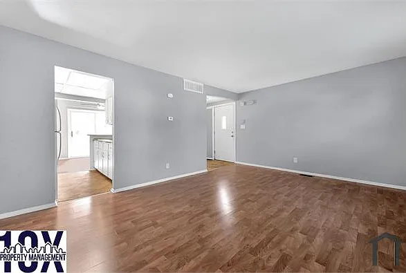 3071 Rotunda Ct S — Photo 9