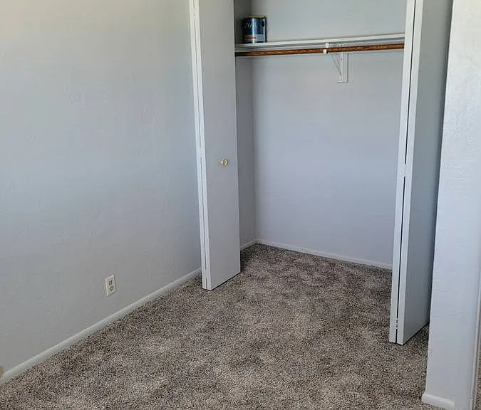 5126 Leonard Dr — Photo 12