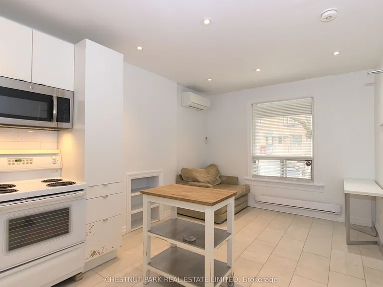 113 McGill St #1 — Photo 3