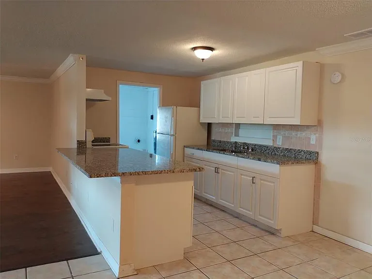 6224 Florida Dr — Photo 11