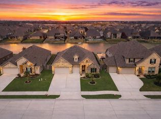 2635 Broad Reach Rd, Manvel, TX 77578