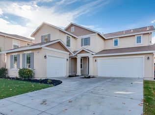 267 Cherry Blossom Ln, Patterson, CA 95363