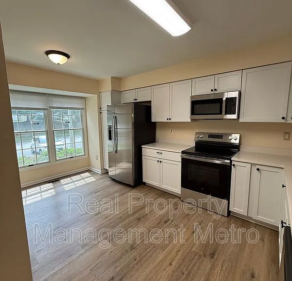9417 Steeple Ct — Photo 6
