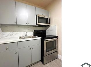 1801 NW 54th St APT 17, Miami, FL 33142