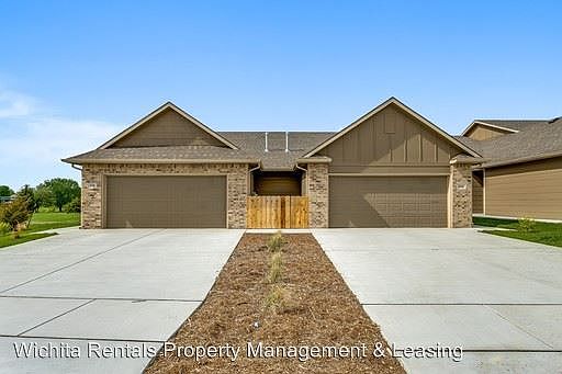 1st image of 916 W Onewood Pl