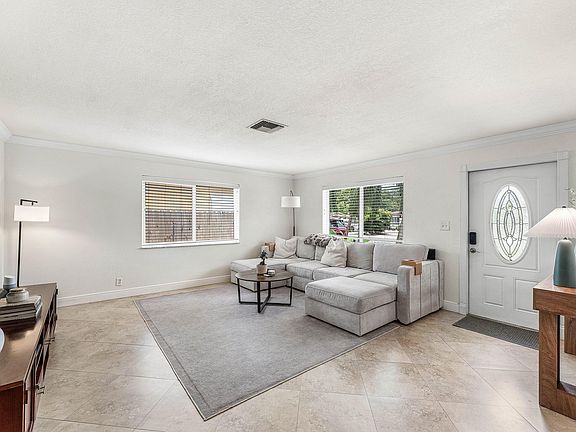 4th image of 5347 Washington Road