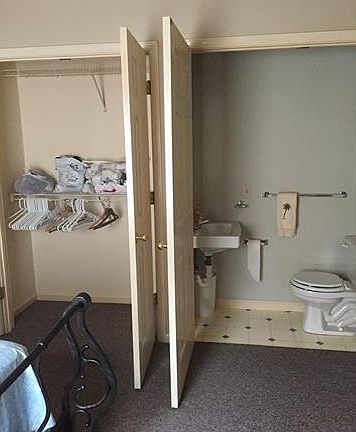 4th image of 5608 Hillsdale St