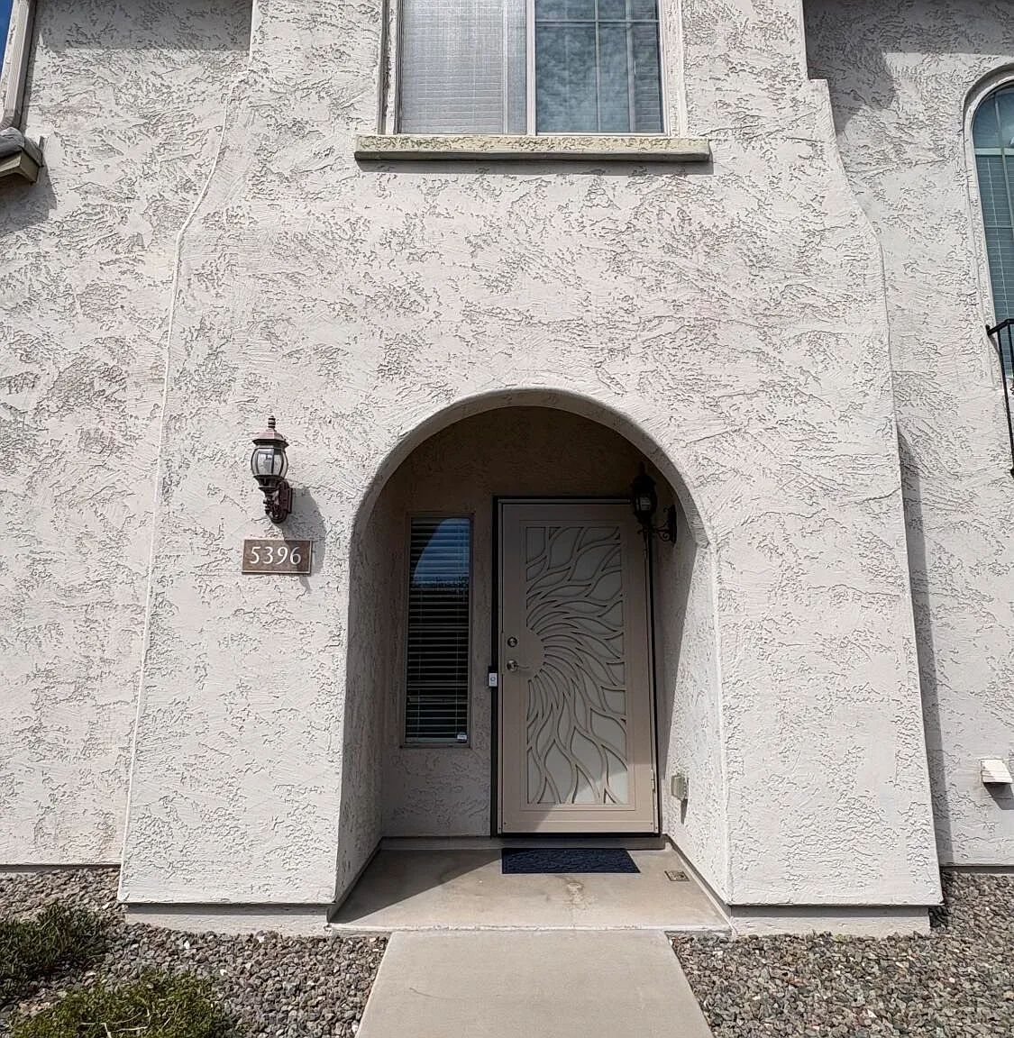 3 bed, 2.5 bath, 1661 sqft, $2,400 — Photo 4