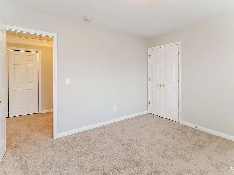 7 Crab Tree Ct — Photo 11