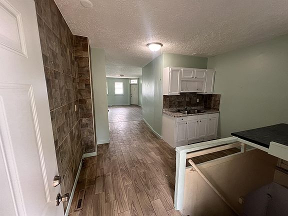 2nd image of 2601 N Holton St
