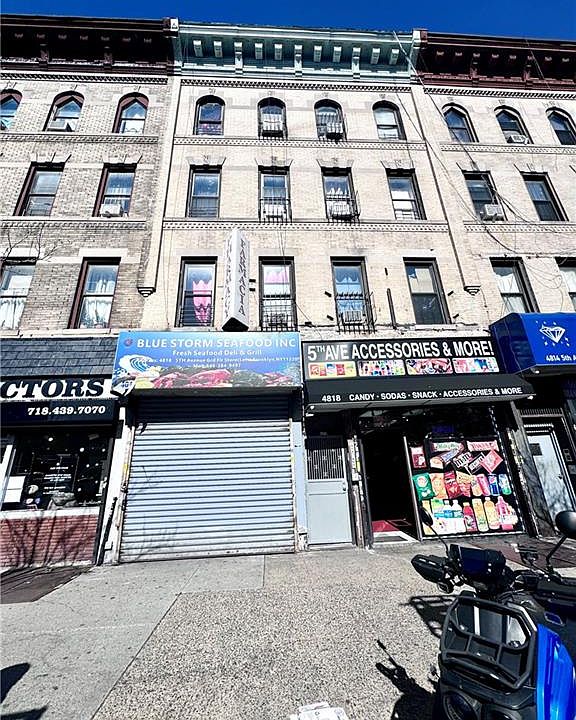 2nd image of 4818 5th Ave