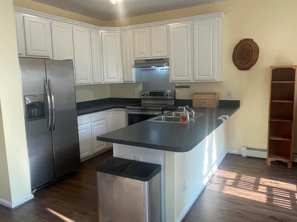 4 Rose Ct W, Great Barrington, MA 01230