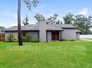 815 Sandalwood Dr, Plant City, FL 33563