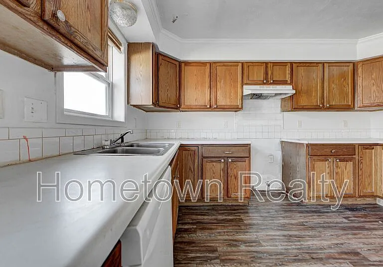 2701 S Phillips Ave — Photo 14