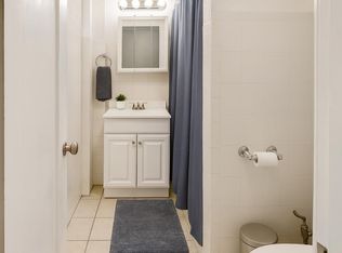 72 Egmont St #61, Brookline, MA 02446