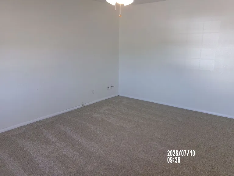 1024 SW 42nd St — Photo 29