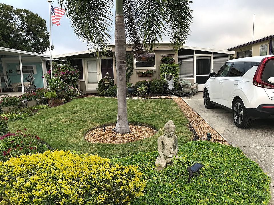 1st image of 17 Beverly Dr