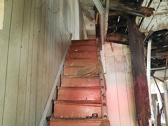 2nd image of 5432 W Girard Ave